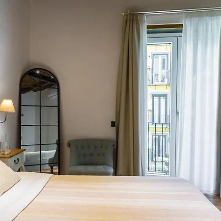 Starhost - Minerva Apartment *